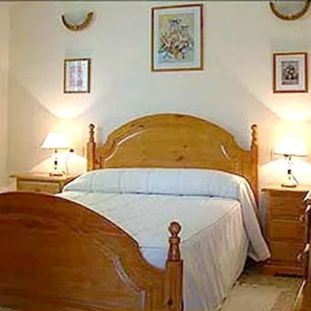 Charming With Private Pool In فيلة La Calzada de Béjar