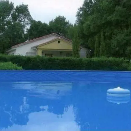 Charming With Private Pool In فيلة