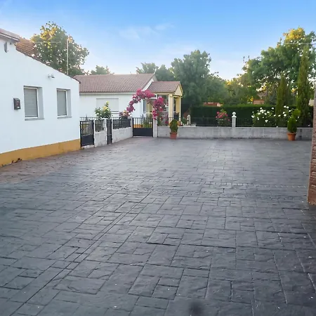 Charming With Private Pool In *