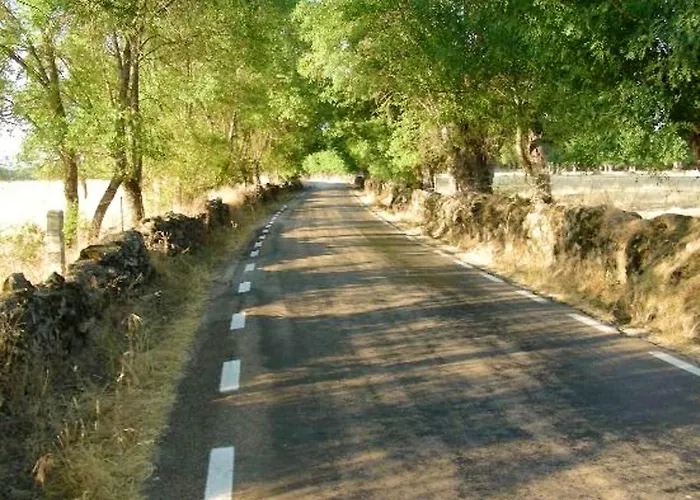 Charming With Private Pool In