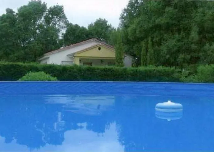 Charming With Private Pool In Villa La Calzada de Béjar